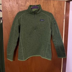 Woman’s Patagonia Quarter-zip